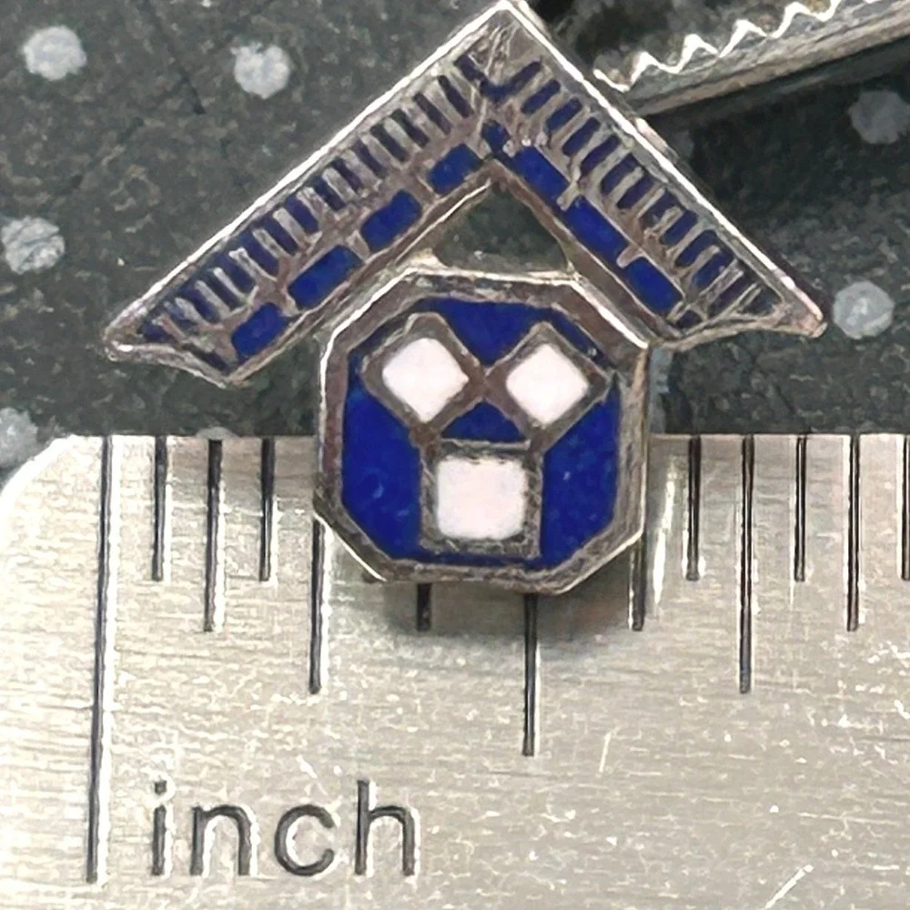 Unbranded past master